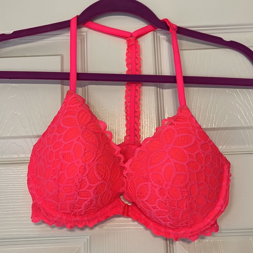 Razor back bra